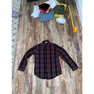 Boys Van Heusen Red & Black Long Sleeve Button Down Shirt Size 10